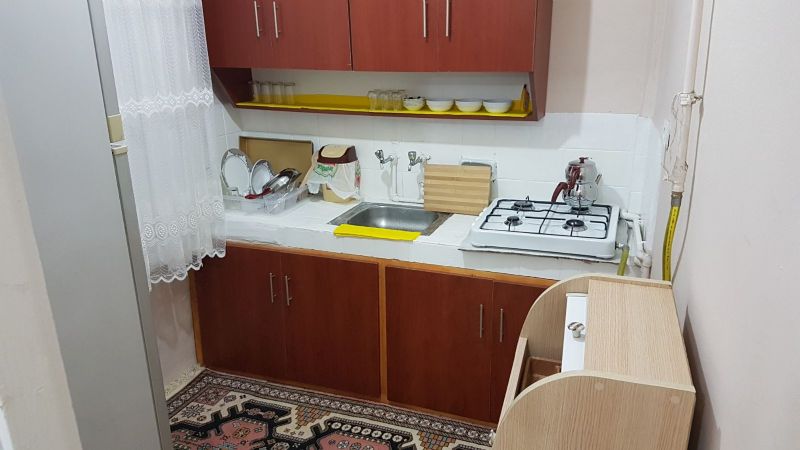 Üsküdar sahile 10 dk lık Yürüme Uzaklığındaki Evime Bay Ev Arkadaşı Arıyorum